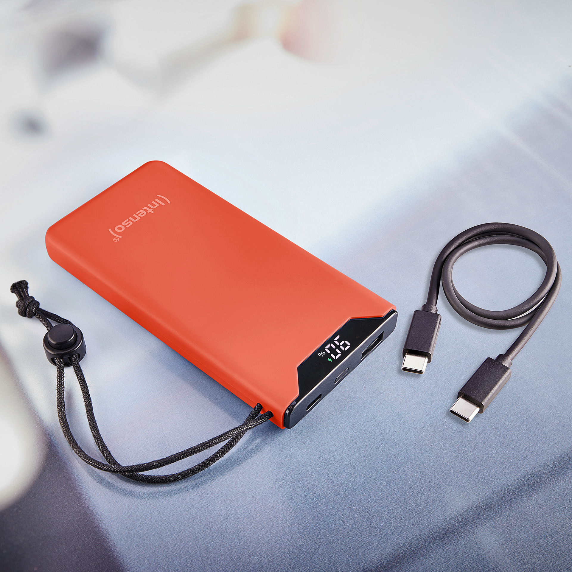 F10000 power bank